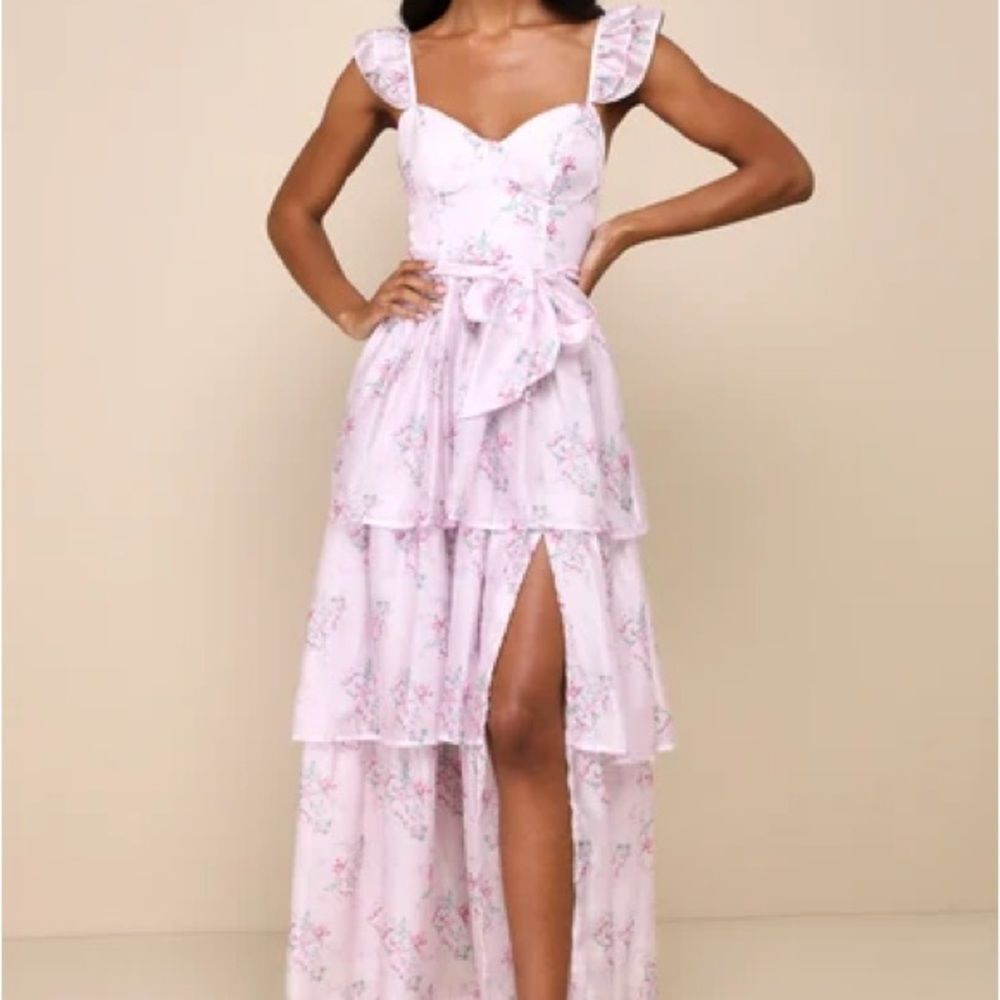 NWT-Lulus- Sweetest Emotion Lilac Floral Ruffled Tiered Bustier Midi Dress-small - Picture 2 of 16